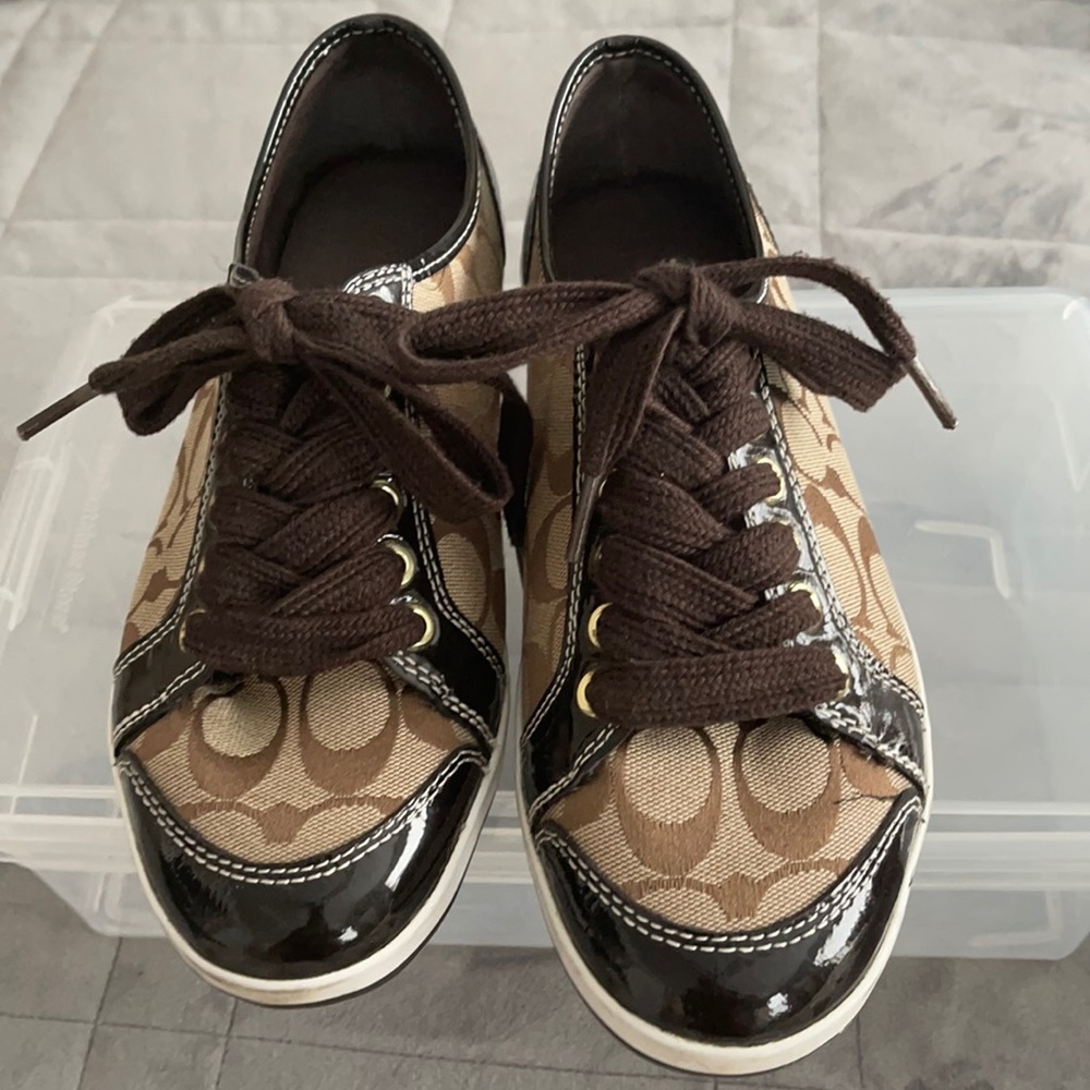 Coach tennis shoes
